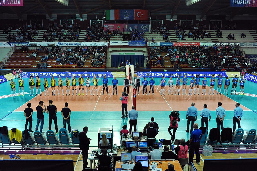 Igor NO-Fenerbahce SK Istanbul (02)